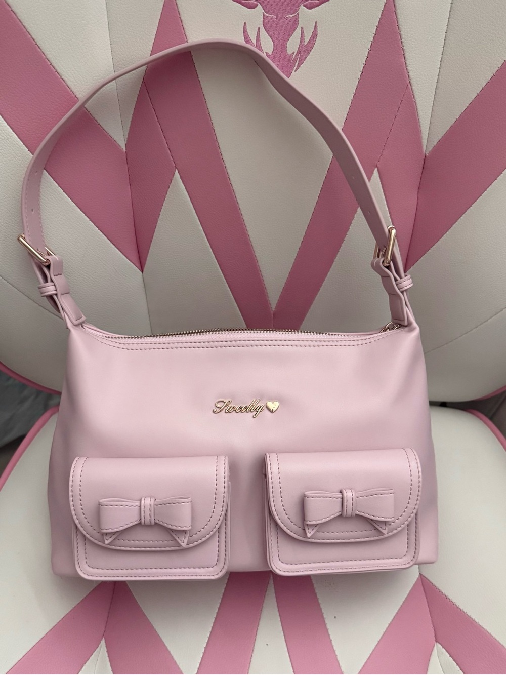 Sweetly princess shoulder bag bubble gum pink gold